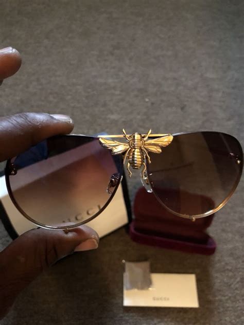 gucci sunglasses with bumble bee.